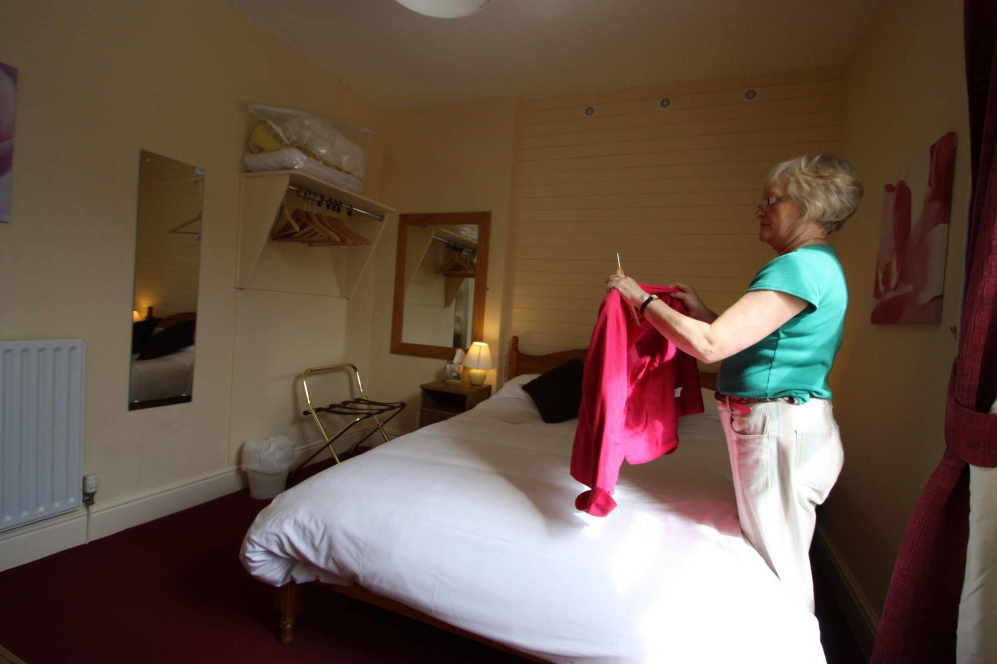 Grange-over-Sands Somerset House B&B מראה חיצוני תמונה